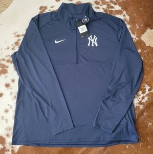 NY Yankees Nike pullover